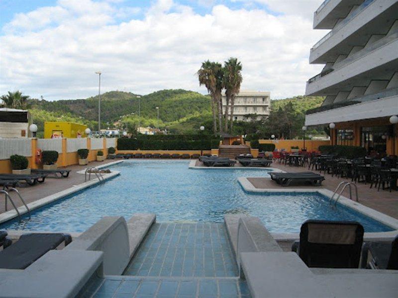 Hotel Tropic Park Malgrat de Mar Exterior foto